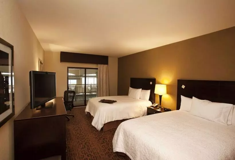 スタンダードルーム, Hampton Inn Marquette/waterfront
