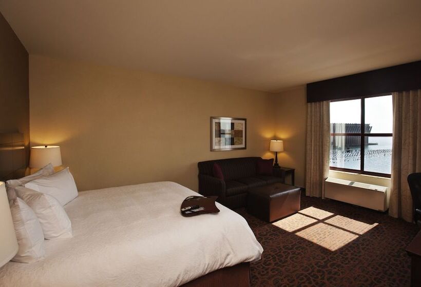 غرفة قياسية, Hampton Inn Marquette/waterfront