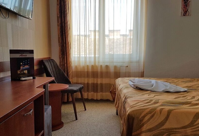 اتاق استاندارد, Alexis