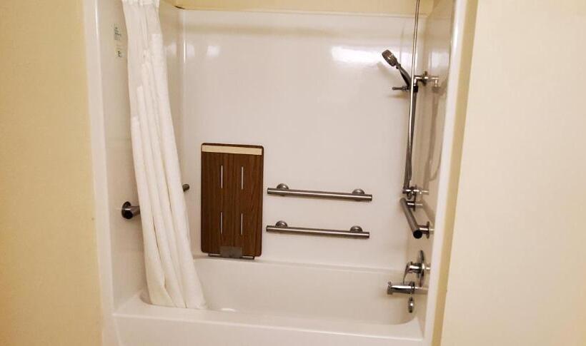 身障者適用スタンダードルーム, Home Inn & Suites
