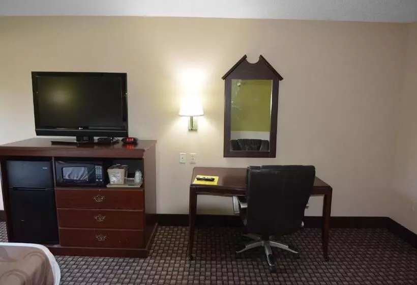 キングサイズベッドのスイートルーム, Jameson Inn And Suites Hazelhurst