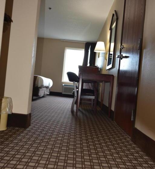 장애인을 위한 킹사이즈 침대 스탠다드 룸, Jameson Inn And Suites Hazelhurst