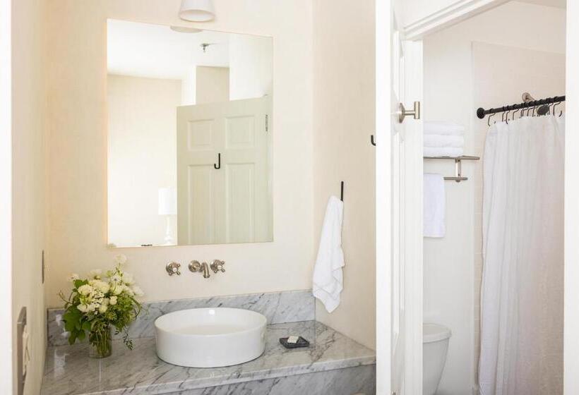 标准间, The Litchfield Inn