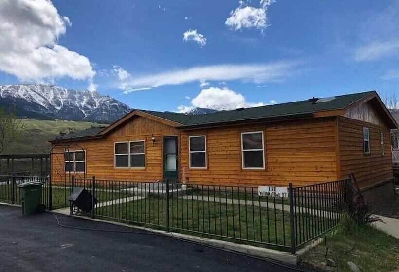 בית, 3 חדרי שינה, Yellowstone Gateway Inn