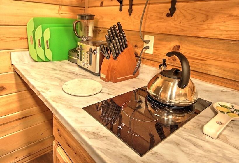 סטודיו דלוקס, Yellowstone Gateway Inn