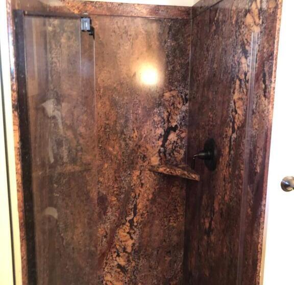 בית, 4 חדרי שינה, Yellowstone Gateway Inn