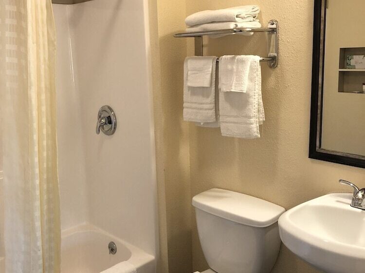 Номер Стандарт, Lamplighter Motel Clearlake