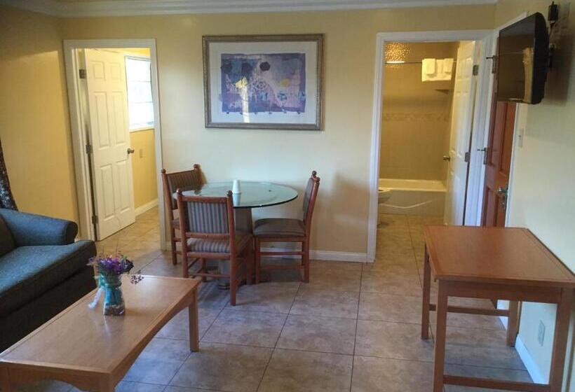 スーペリアファミリールーム, Bayshore Inn Ventura