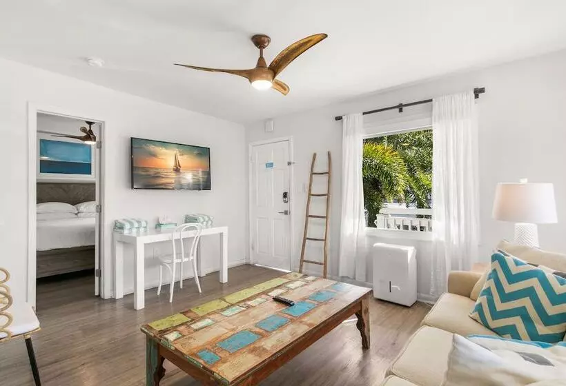 スイート, Cabana Clearwater Beach