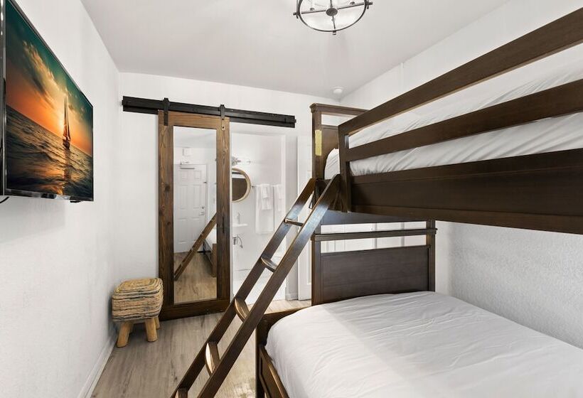 جناح, Cabana Clearwater Beach