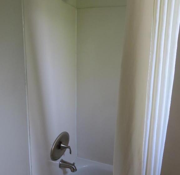 标准间, Economy Inn Richmond