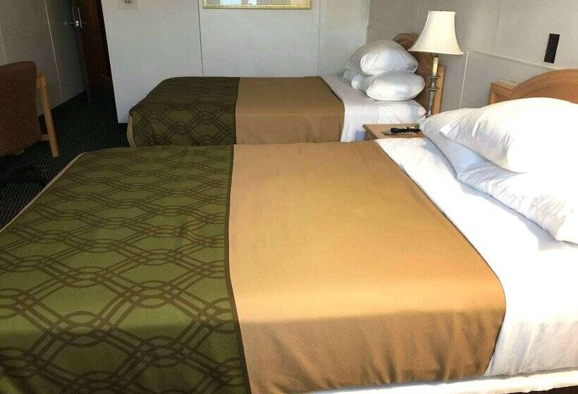 غرفه قياسيه سريرين مزدوجين, Knights Inn Winner