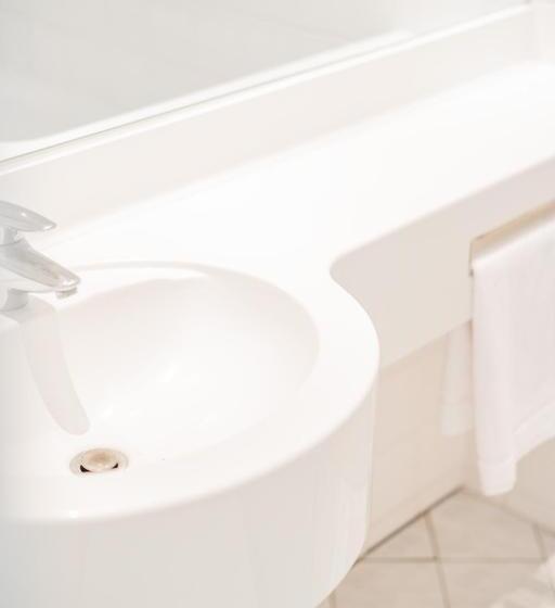 آپارتمان 1 خوابه, Self Check In Hotel Adlon