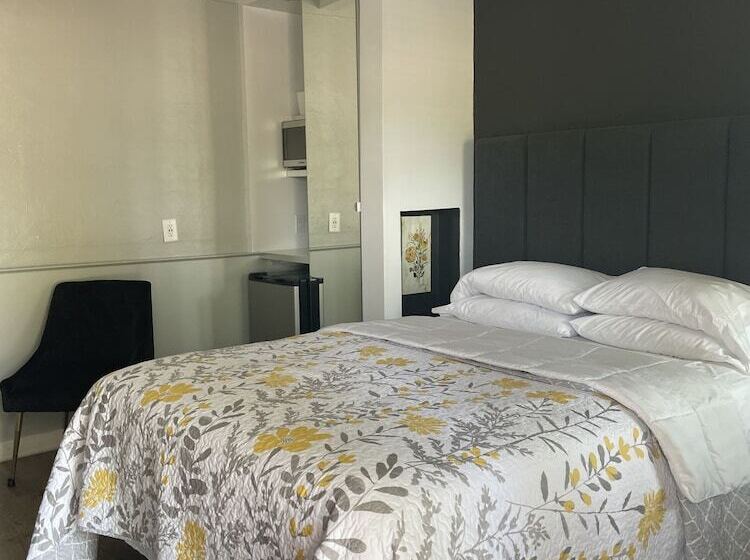 חדר סטנדרט, Blue Star Motel