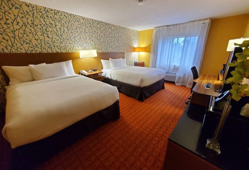 غرفه قياسيه سريرين مزدوجين, Fairfield Inn Tallahassee North/i10