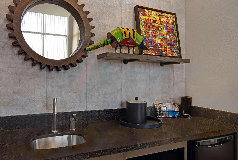 Студио Стандарт Кровать Кинг, Hampton Inn & Suites Austin @ The University/capitol