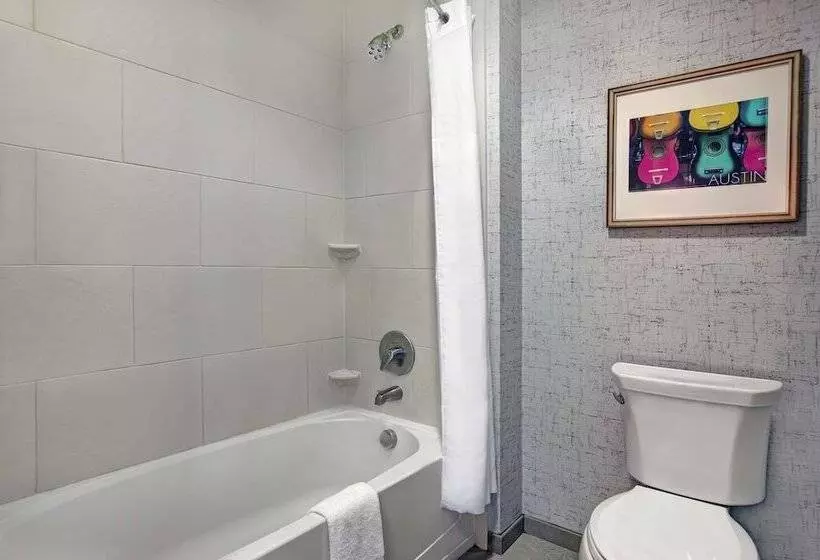 ダブルベッドスタンダードルーム, Hampton Inn & Suites Austin @ The University/capitol