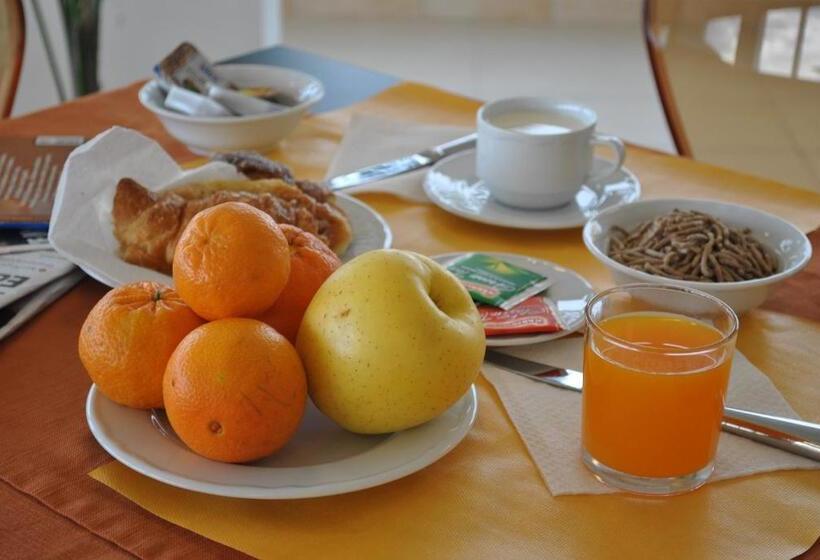 古典房间, Althea Palace