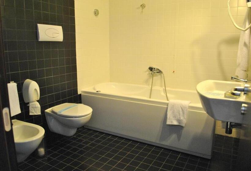 豪华房间, Althea Palace