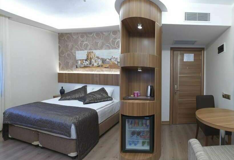 标准三人间, Bent