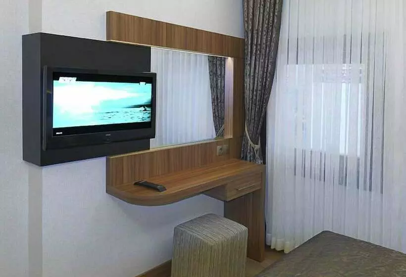 اتاق استاندارد سه نفره, Bent