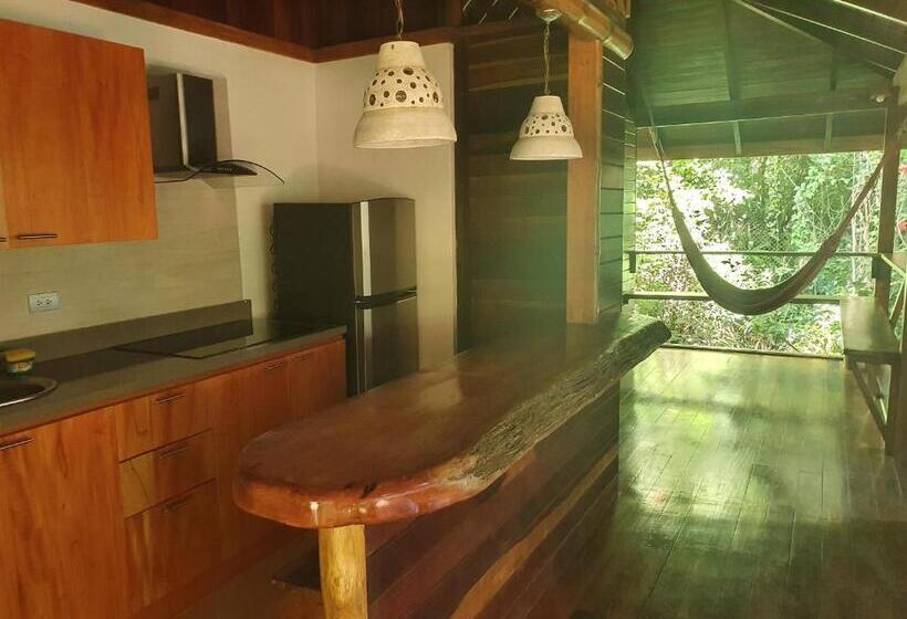 كابينة, Cariblue Beach and Jungle Resort