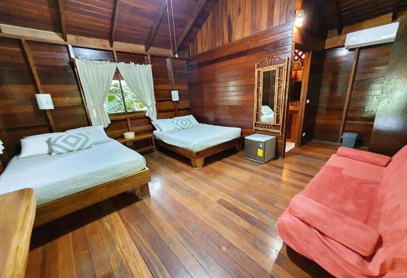 بنغل قياسي مع  إطلالات, Cariblue Beach and Jungle Resort