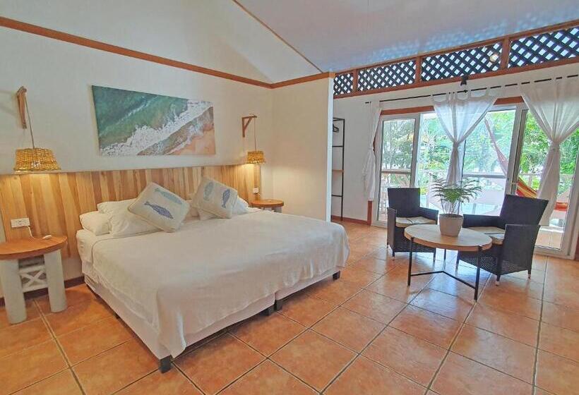 جناح مطلّ علي البحر, Cariblue Beach and Jungle Resort