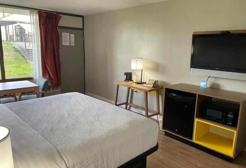 חדר סטנדרט עם מיטת קינג, Days Inn By Wyndham Valdosta/near Valdosta Mall