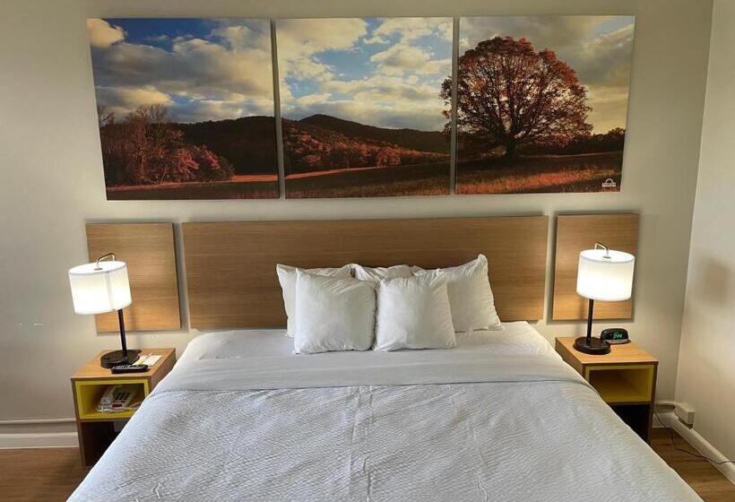 适合残疾人士使用的带超级大床的标准间, Days Inn By Wyndham Valdosta/near Valdosta Mall