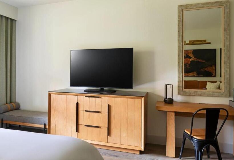 جناح سرير كينج, The Red Cliffs Lodge Zion, A Tribute Portfolio