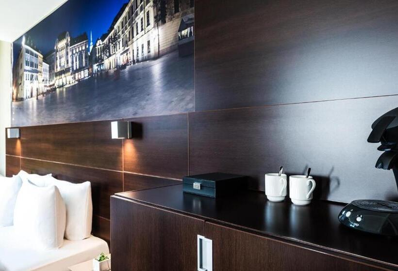 اتاق دلوکس با تخت کینگ و چشمانداز شهر, Lindner Hotel Bratislava, Part Of Jdv By Hyatt
