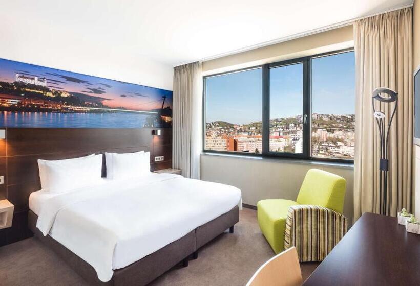 اتاق استاندارد با تخت بزرگ, Lindner Hotel Bratislava, Part Of Jdv By Hyatt