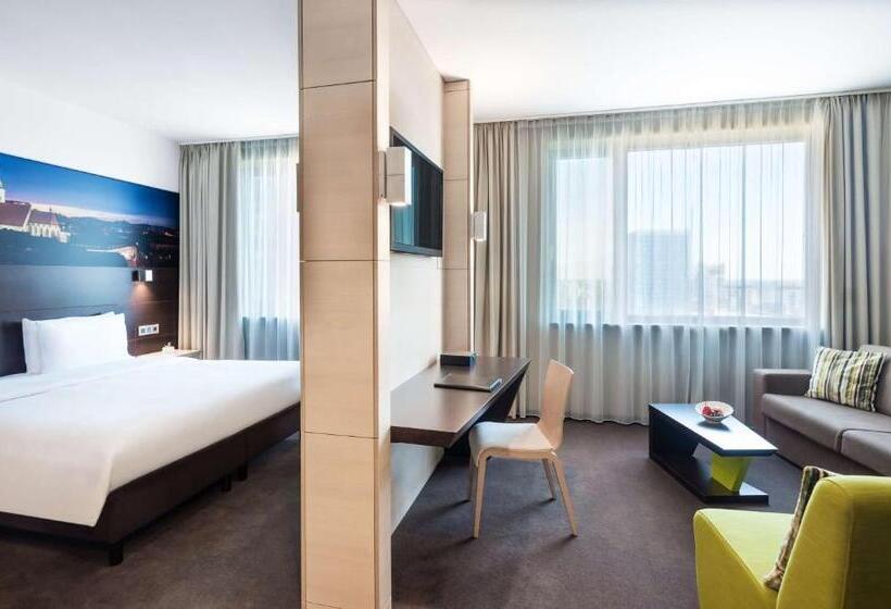 سوییت جونیور, Lindner Hotel Bratislava, Part Of Jdv By Hyatt