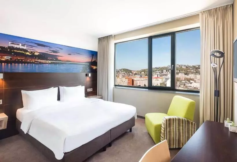 اتاق استاندارد با چشم‌انداز, Lindner Hotel Bratislava, Part Of Jdv By Hyatt