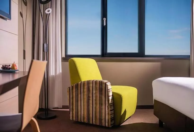 اتاق استاندارد با چشم‌انداز, Lindner Hotel Bratislava, Part Of Jdv By Hyatt