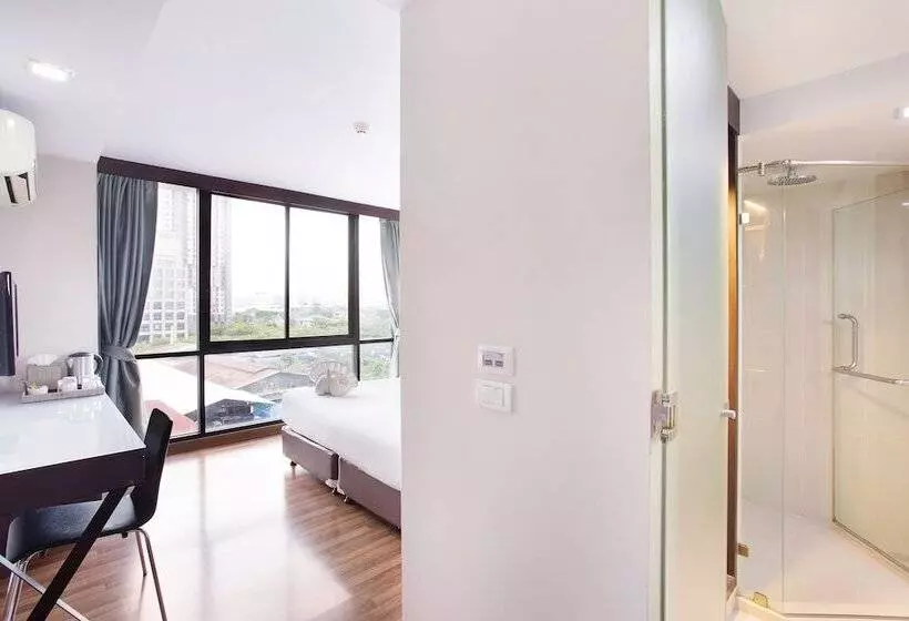 スーペリアールーム, Mida Hotel Ngamwongwan   Sha Plus