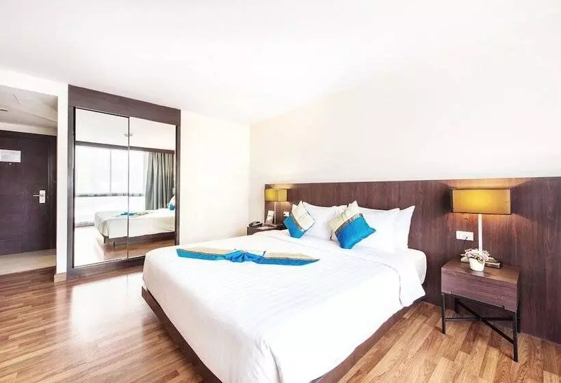 デラックスルーム, Mida Hotel Ngamwongwan   Sha Plus