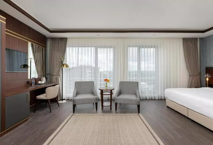 Premium Suite, Miracle Istanbul Asia Airport Hotel & Spa