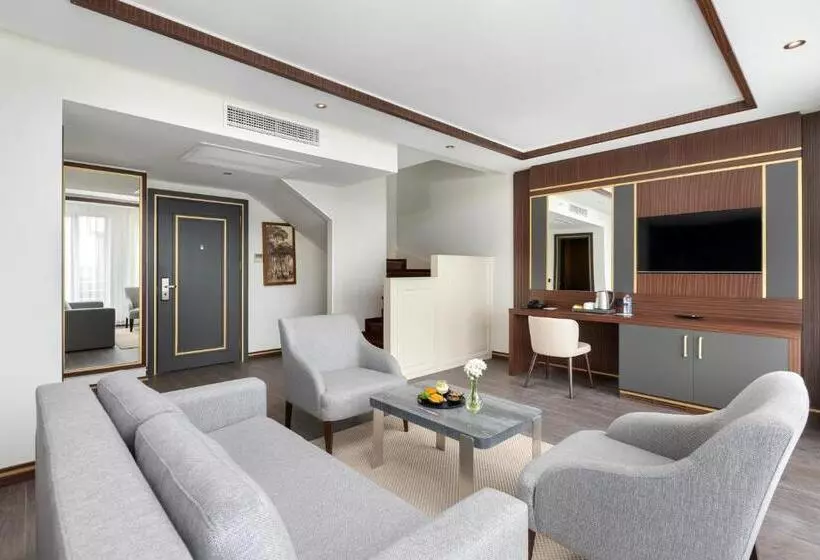 Premium Suite, Miracle Istanbul Asia Airport Hotel & Spa
