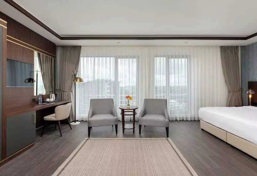 Premium Suite, Miracle Istanbul Asia Airport Hotel & Spa