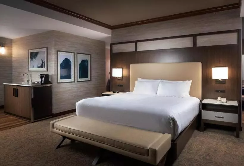 キングサイズベッドのスイートルーム, Seneca Allegany Resort & Casino