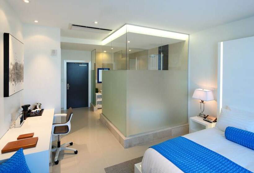 Номер Стандарт, The One Boutique