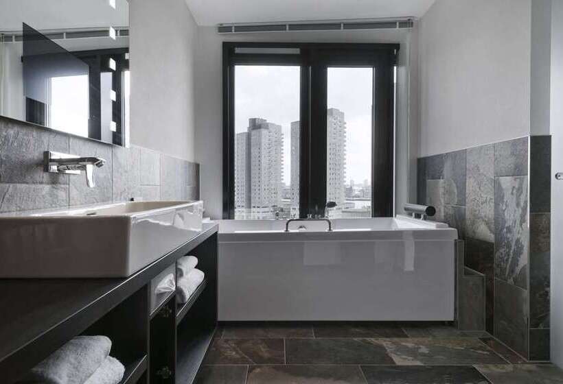 スタンダードトリプルルーム, Mainport Hotel Rotterdam, A Hilton Affiliate