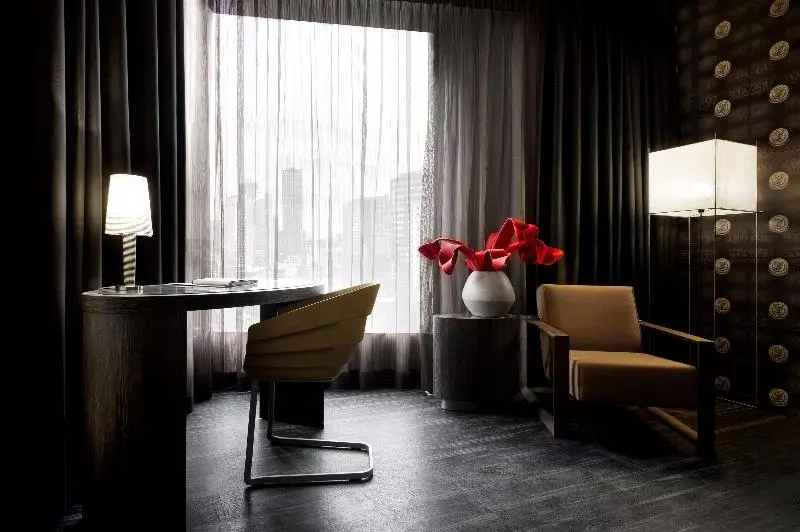 Standard Kolmen Hengen Huone, Mainport Hotel Rotterdam, A Hilton Affiliate