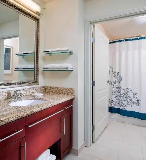 سوئیت 2 خوابه, Residence Inn By Marriott Fargo