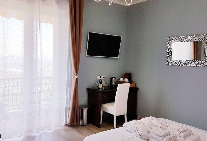 Номер Deluxe Вид на Горы, Villa Bellavista Alba