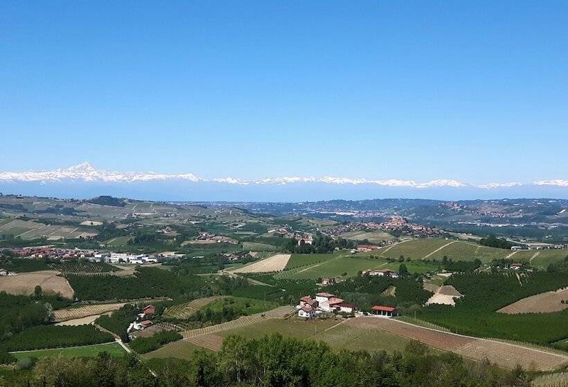 חדר דלוקס עם נוף להרים, Villa Bellavista Alba