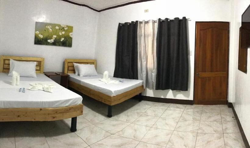 Семейный Номер, Macky's Hidden Inn