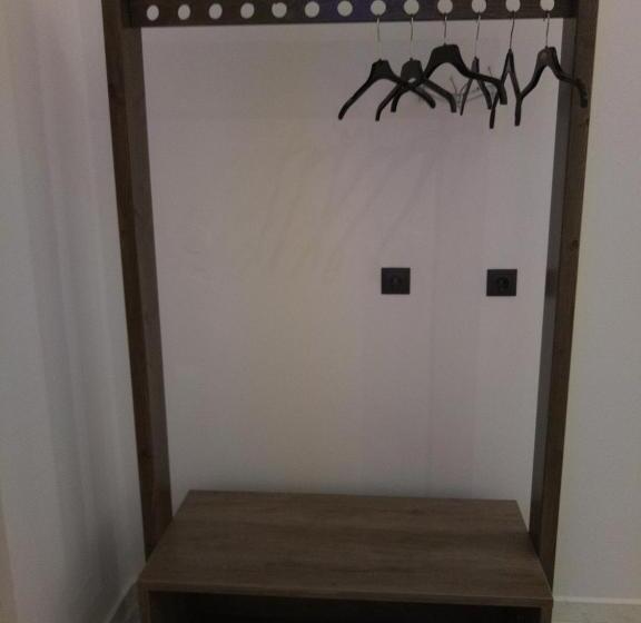 Номер Superior Вид на Бассейн, Bright Star